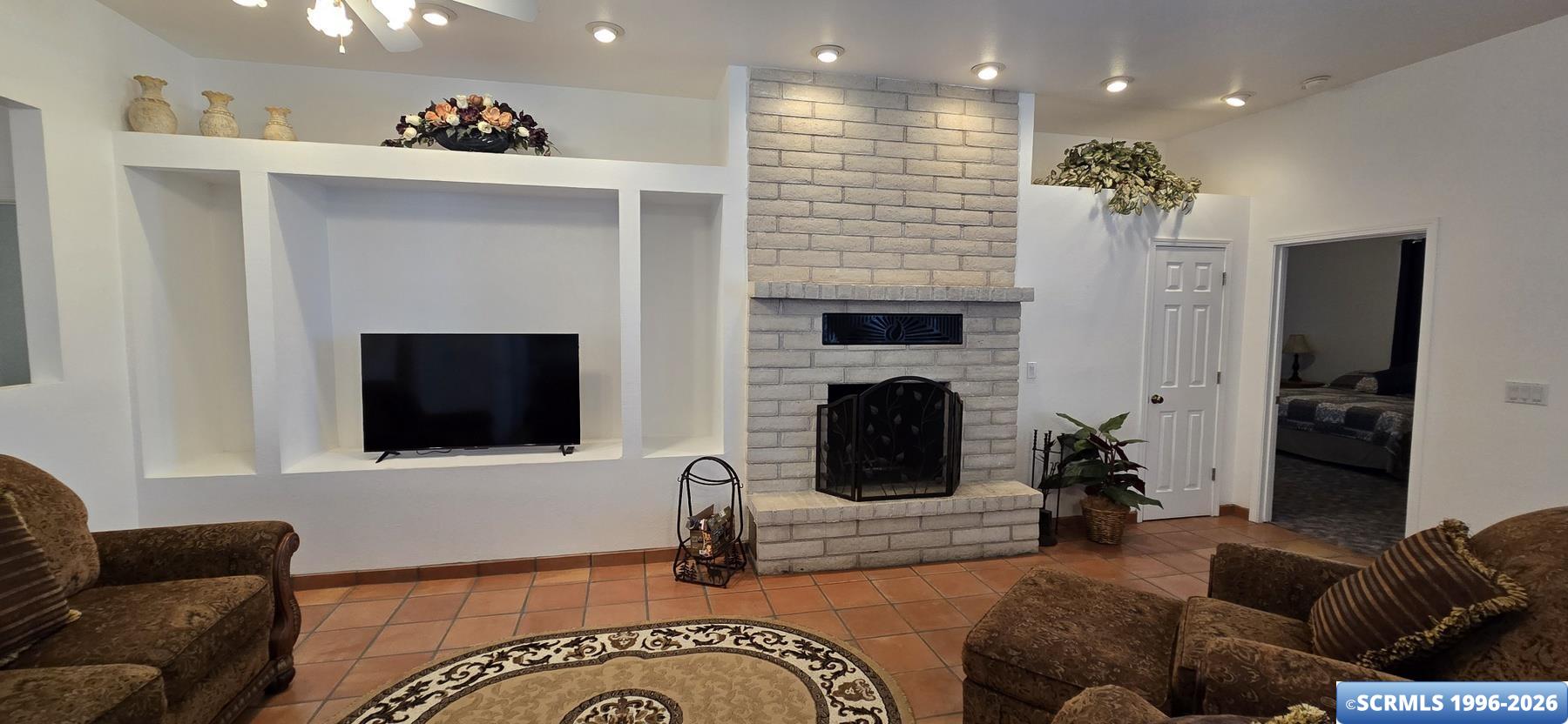2201 Casa Loma Road, photograph 10