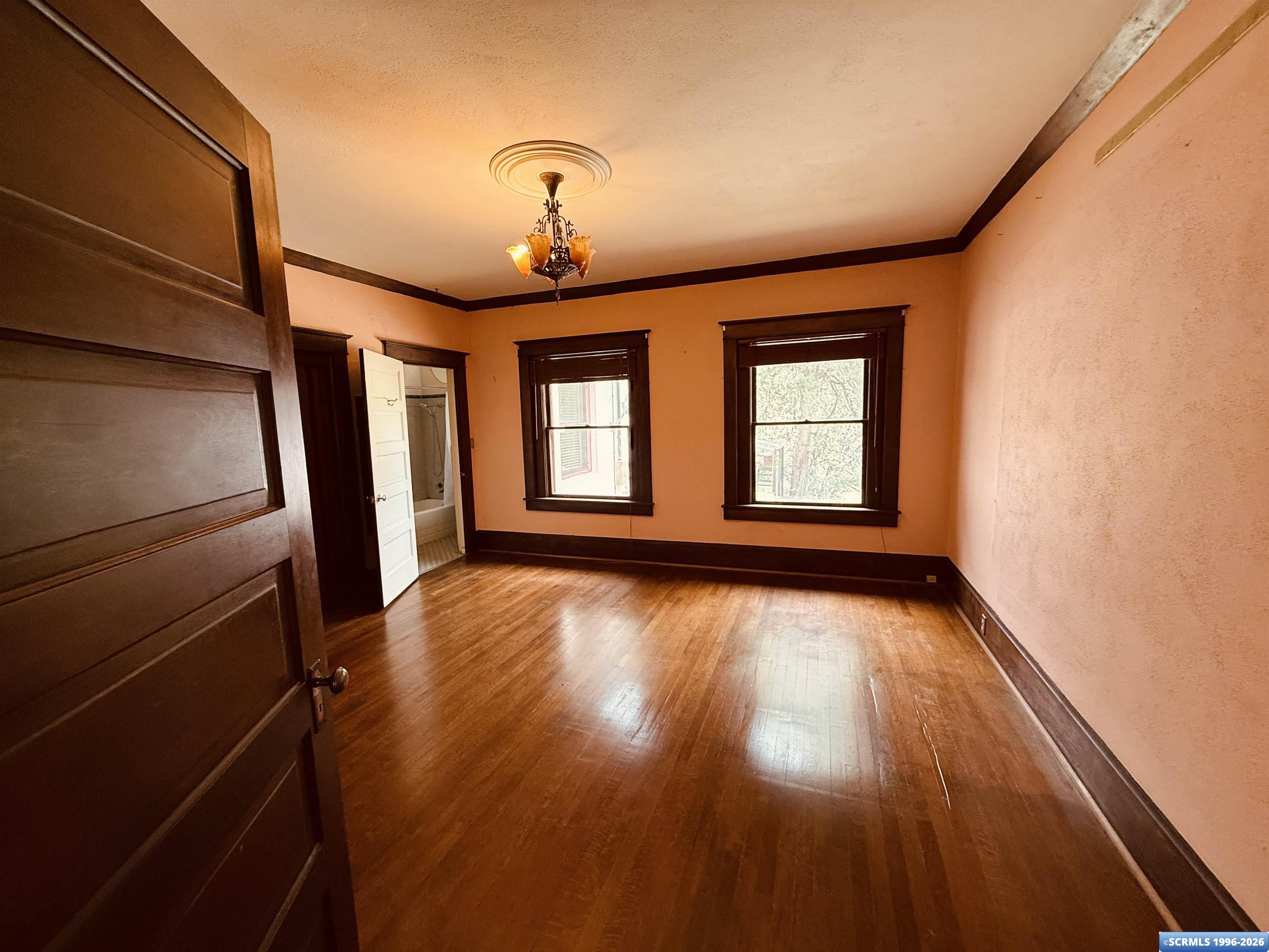 15 Jasper, photograph 14
