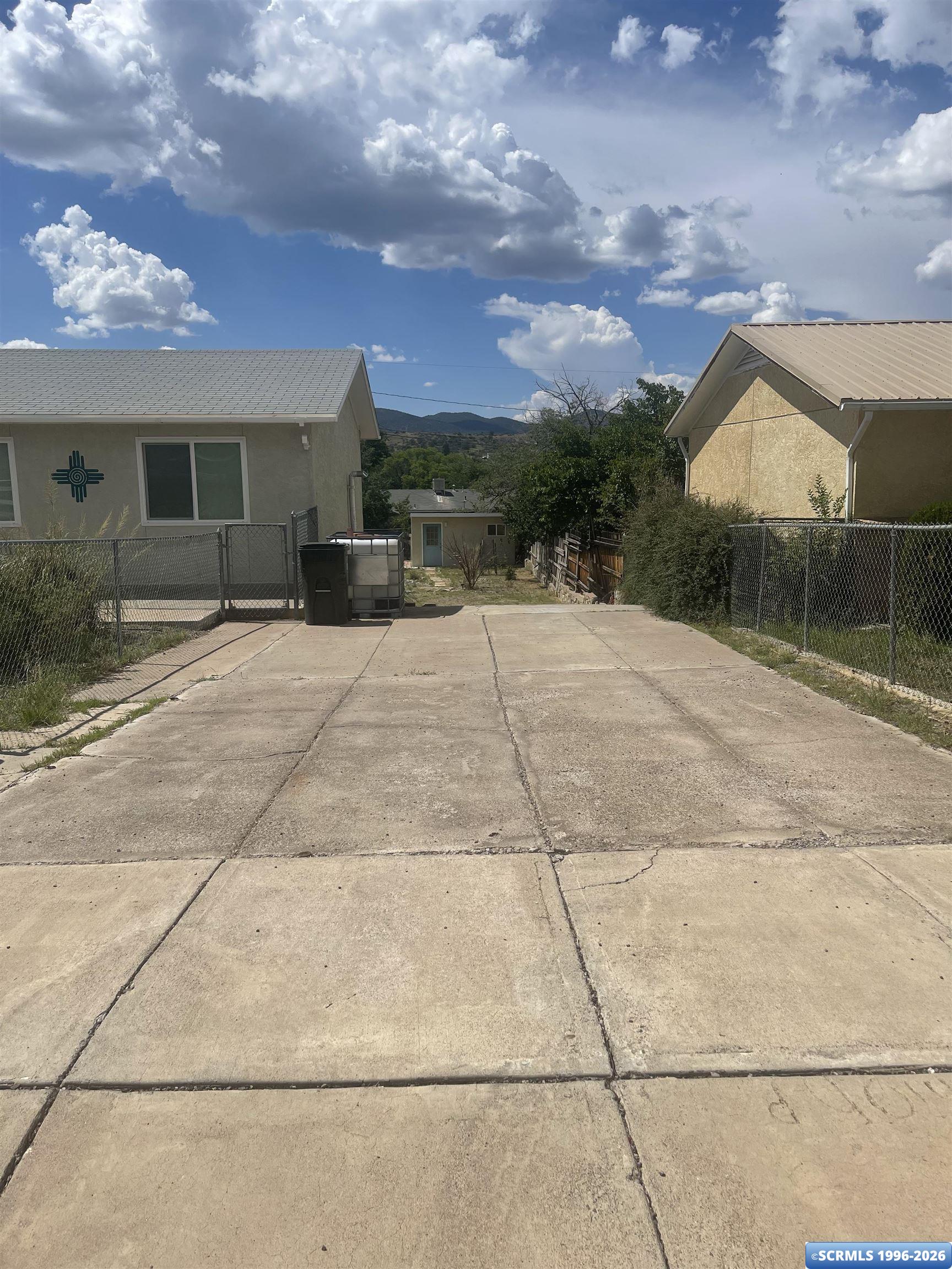 2333 Kimberly, photograph 5