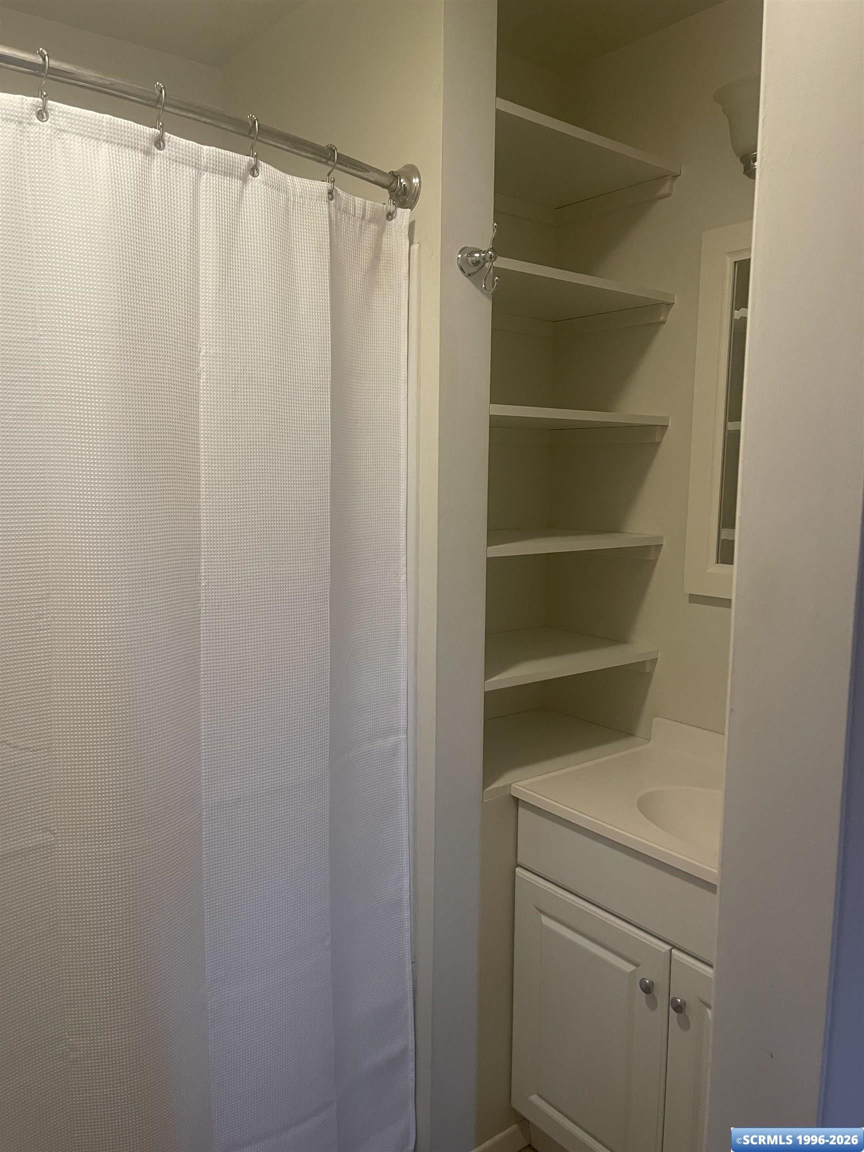 2333 Kimberly, photograph 22