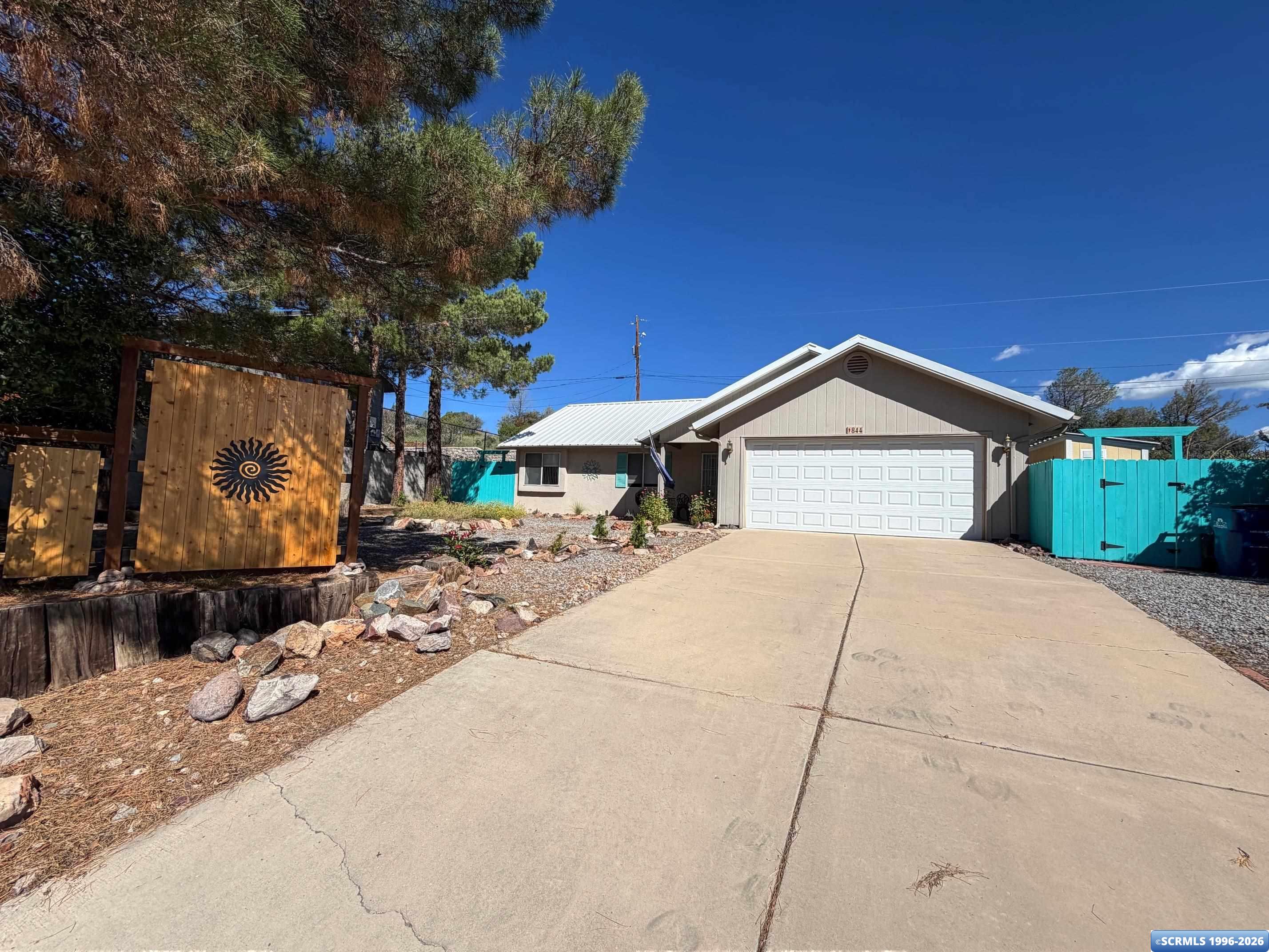 844 Hester Street, Silver City