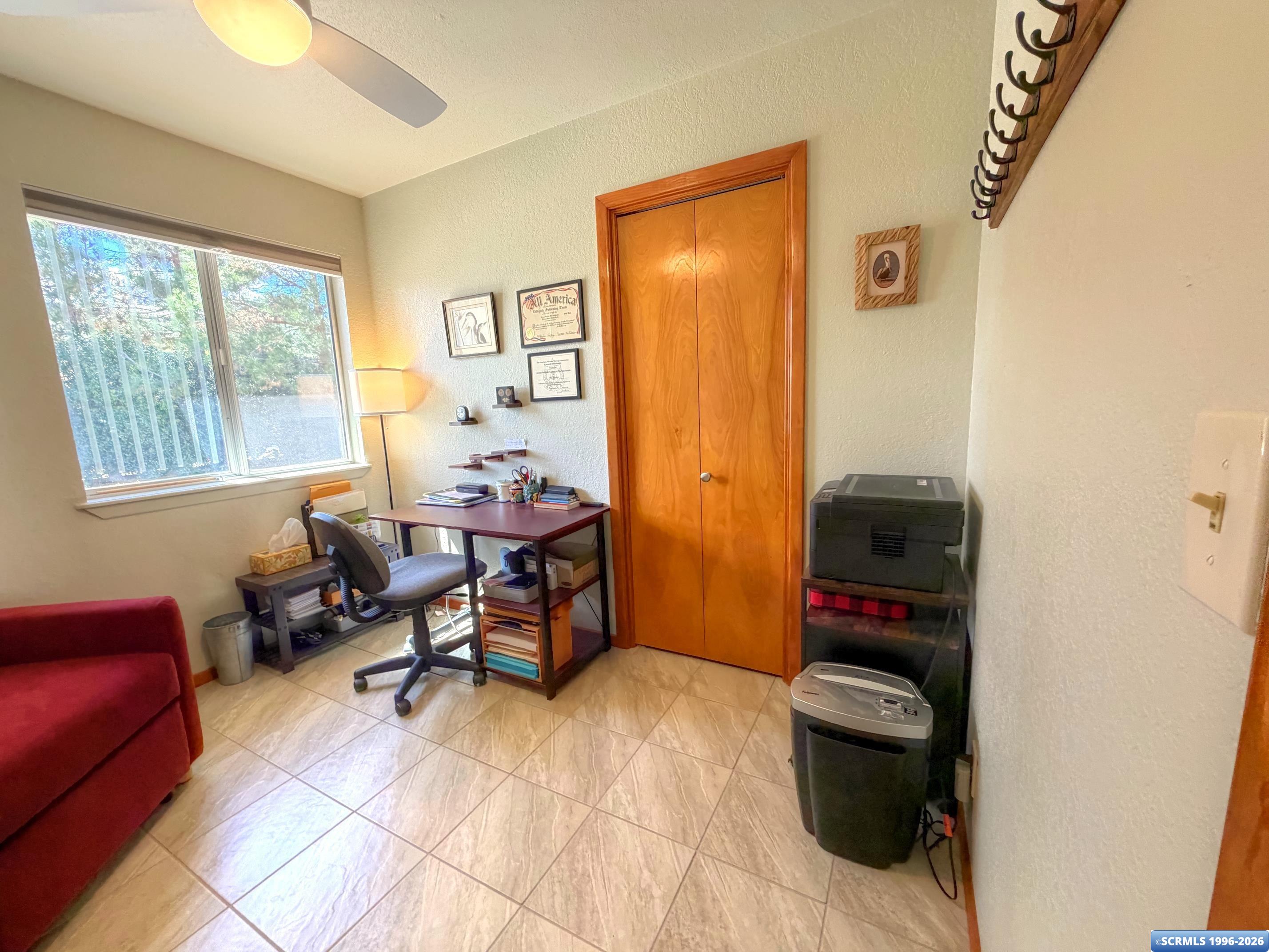 844 Hester Street, photograph 20