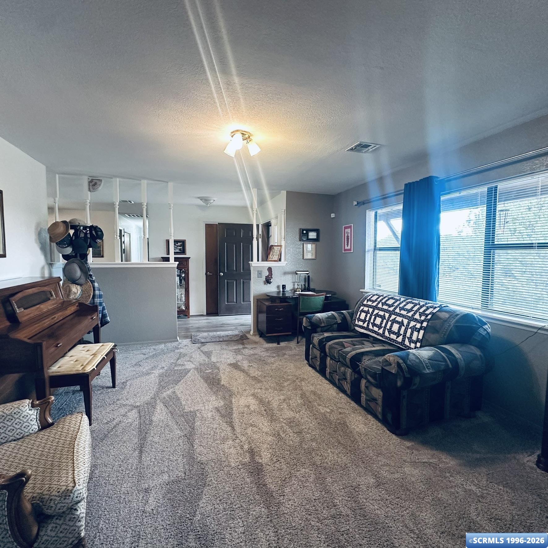 75 Valley Drive, photograph 19