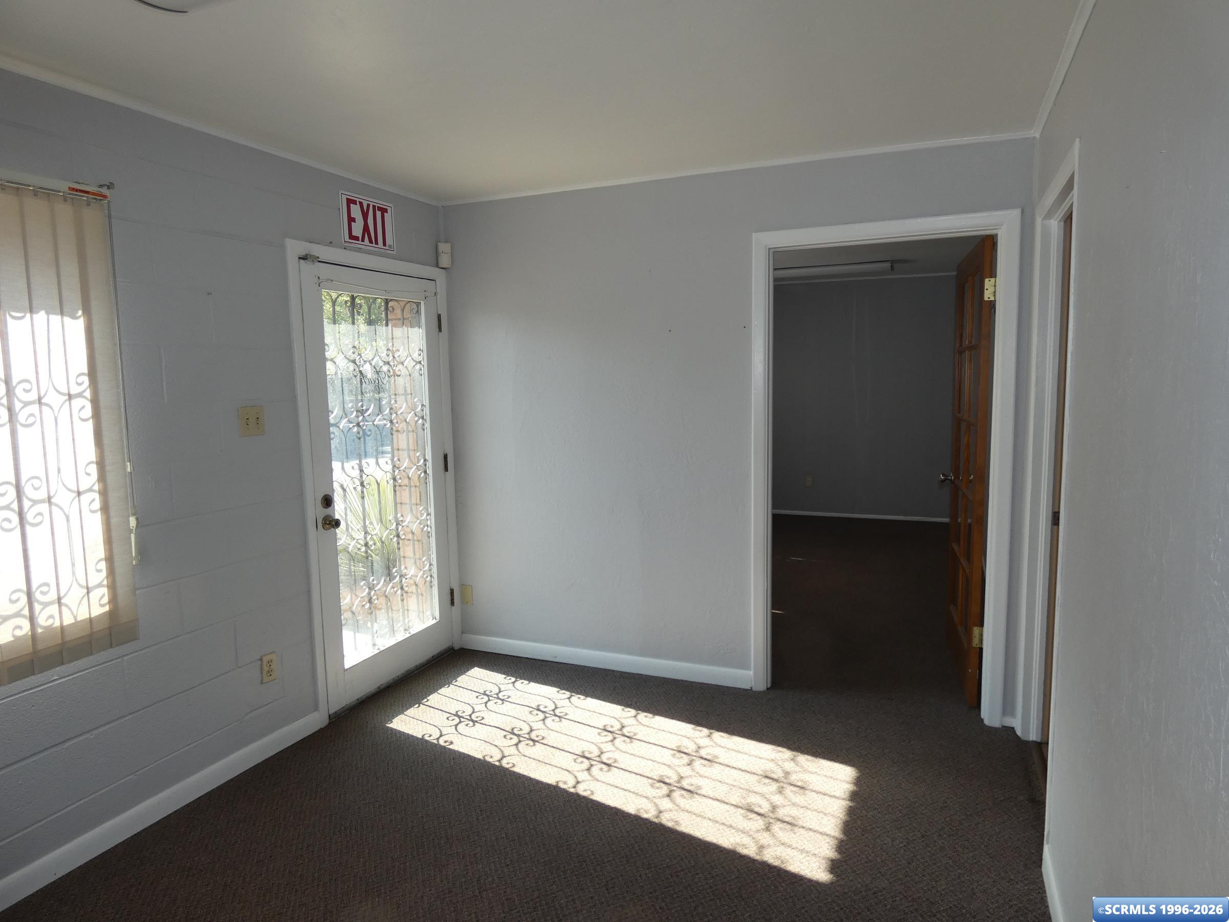 607 N Hudson Street, photograph 6