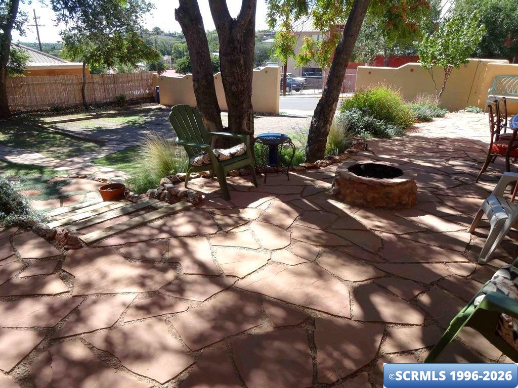 213 S COOPER ST, photograph 24