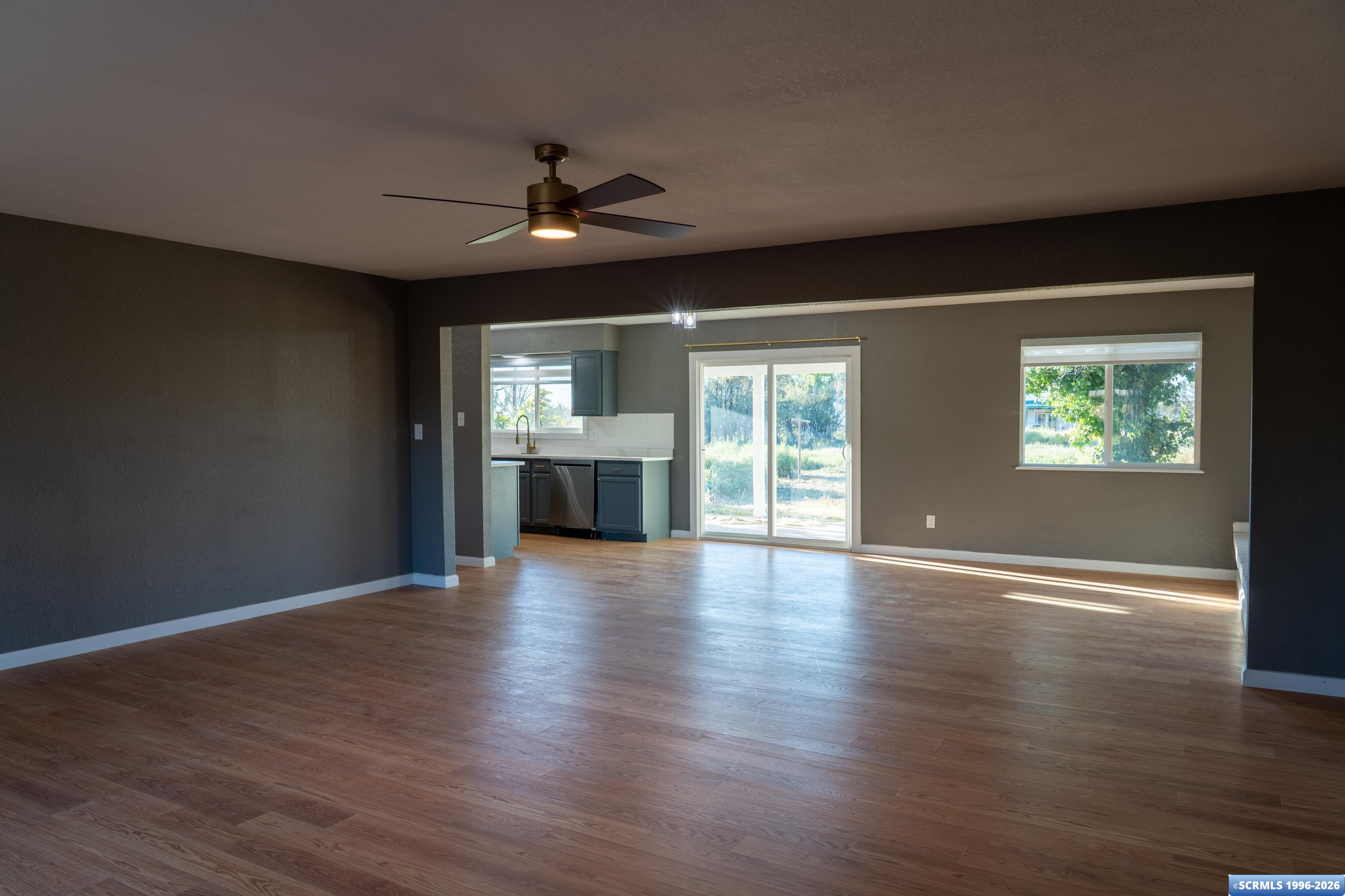 801 Country Club Drive, photograph 26