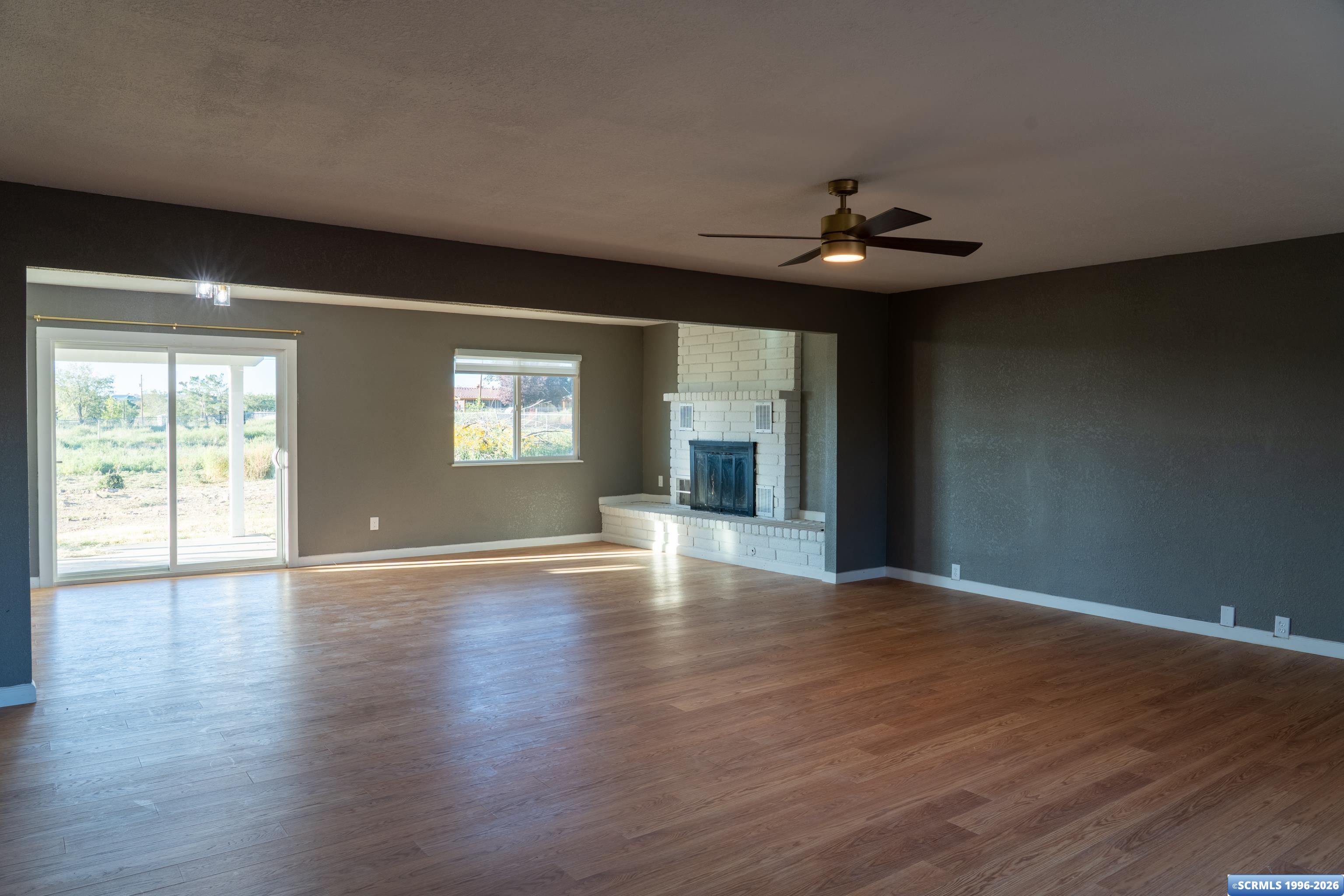 801 Country Club Drive, photograph 27
