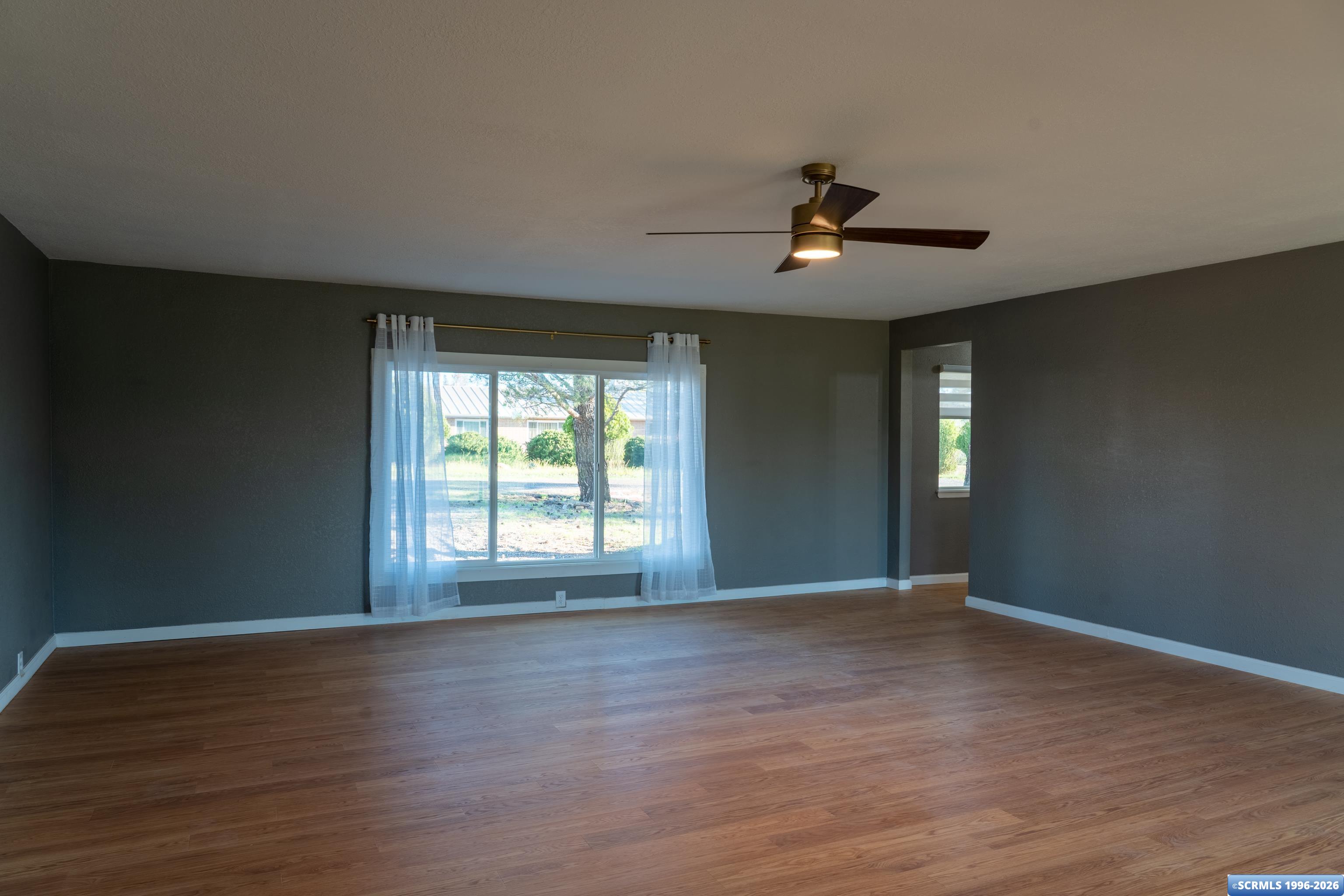 801 Country Club Drive, photograph 22