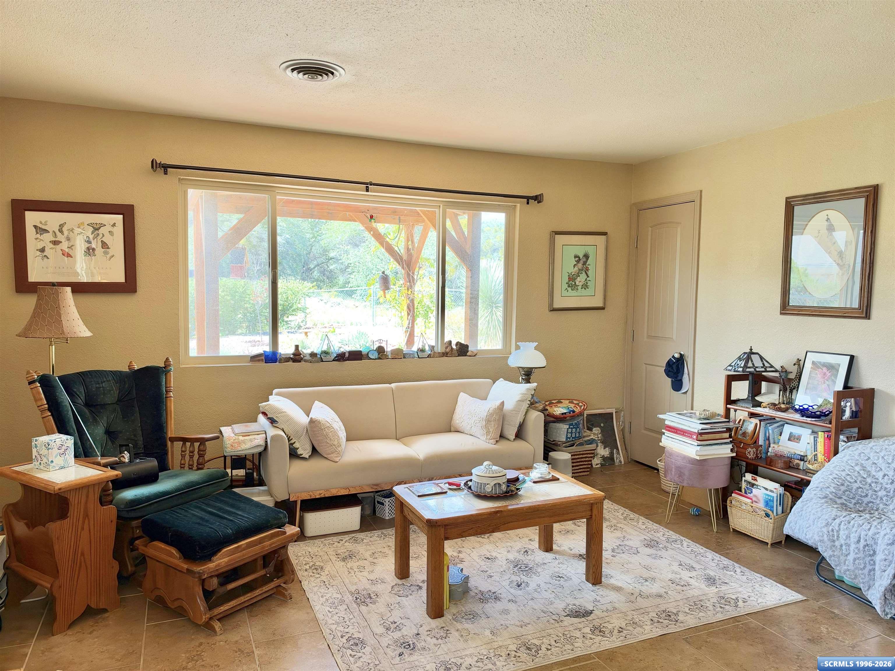 506 Covellite Drive, photograph 2
