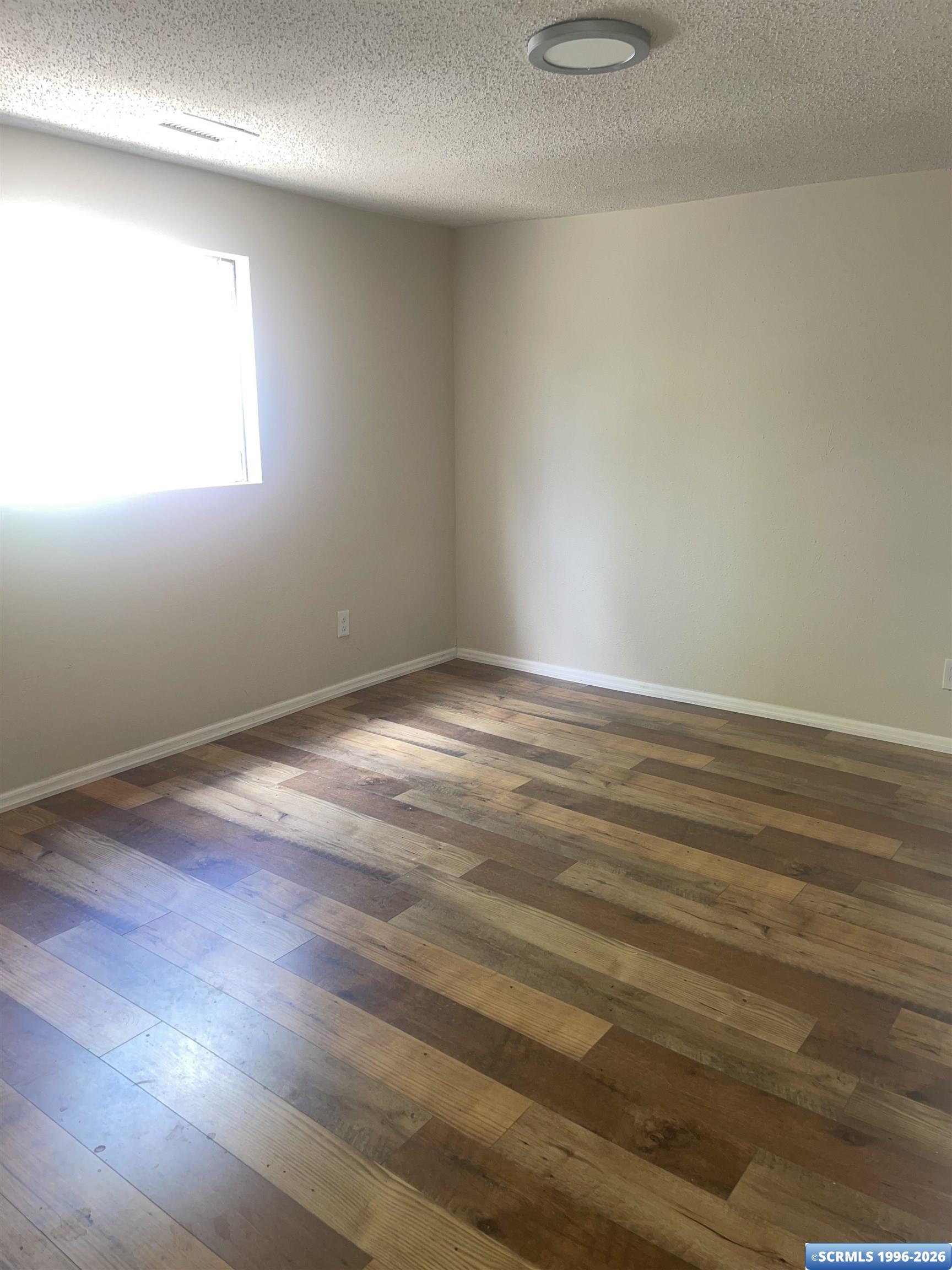 501 Orchard, photograph 11