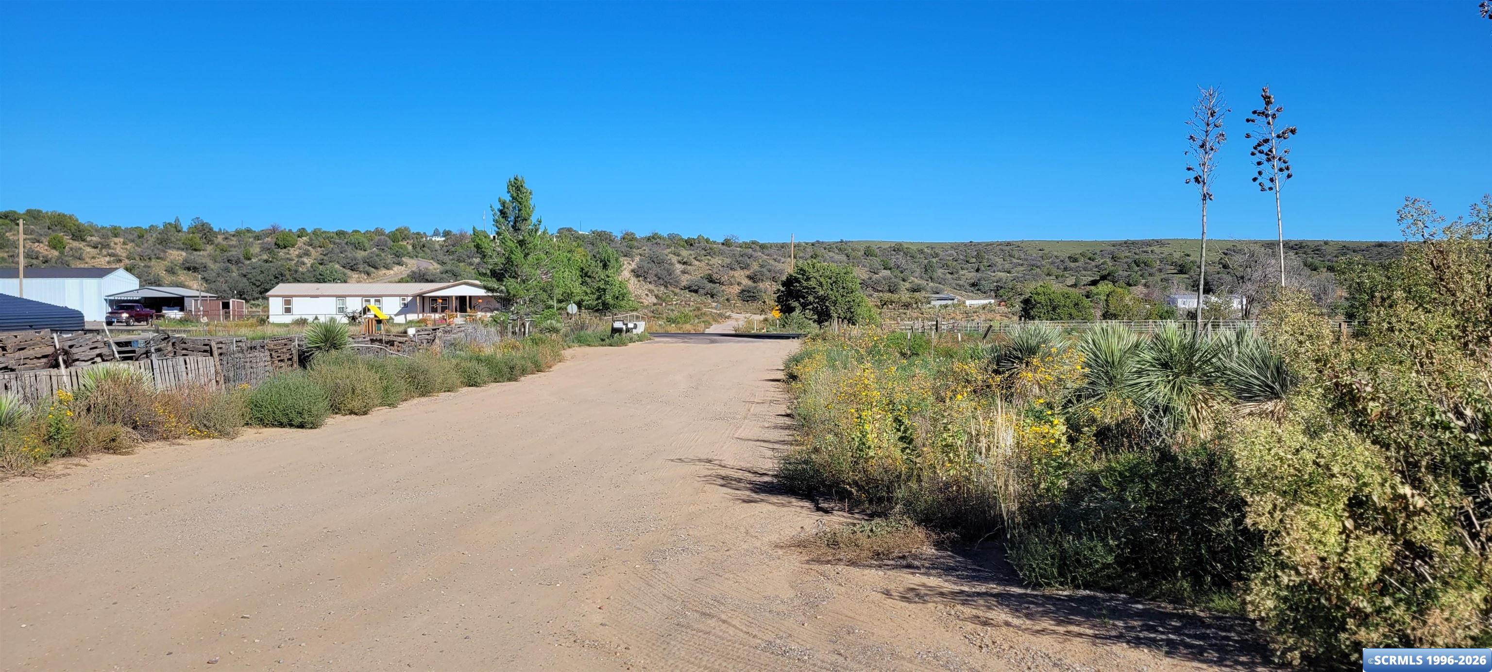 5 Thunder Road, photograph 30