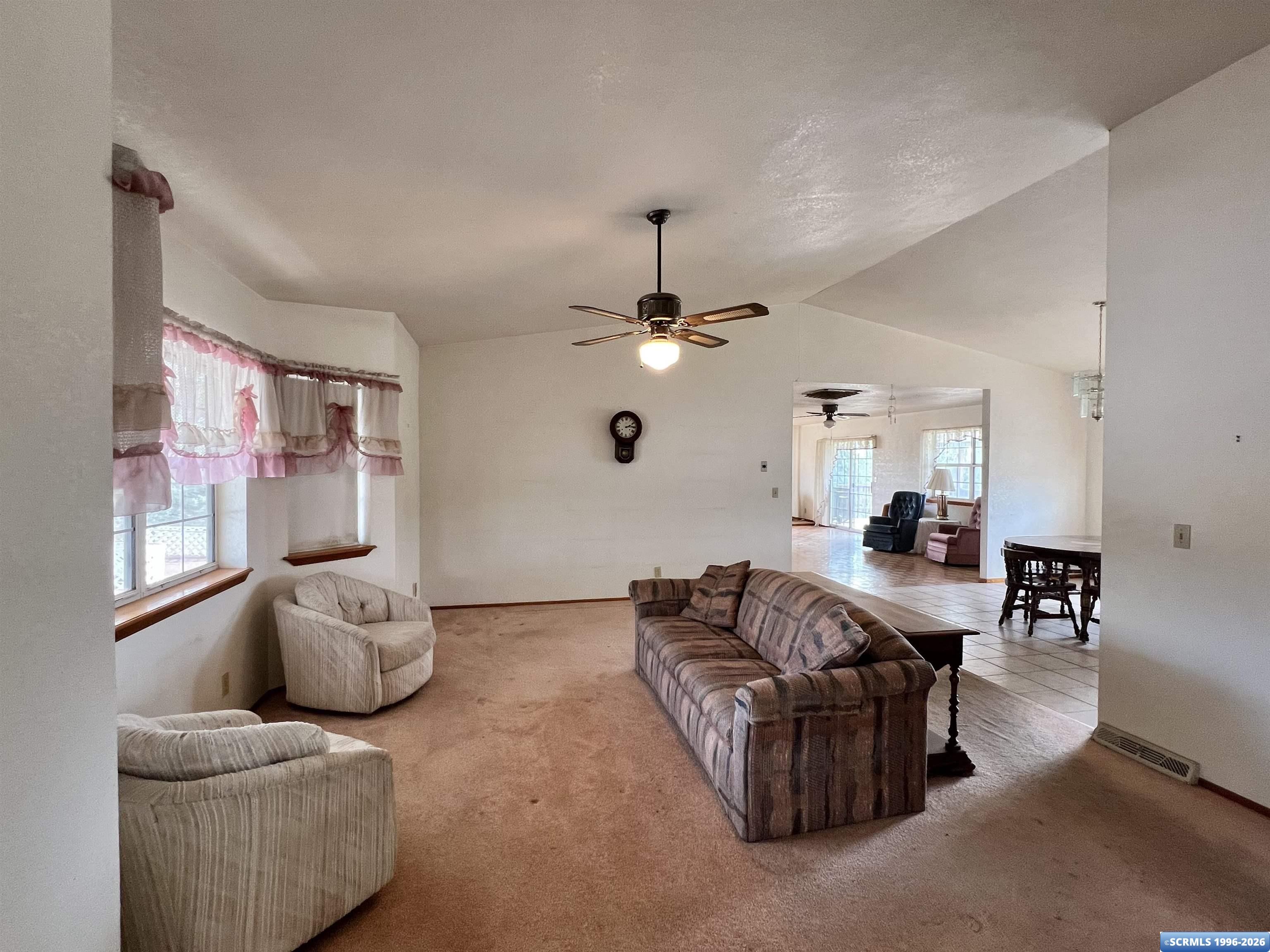 70 Peterson Drive, photograph 33