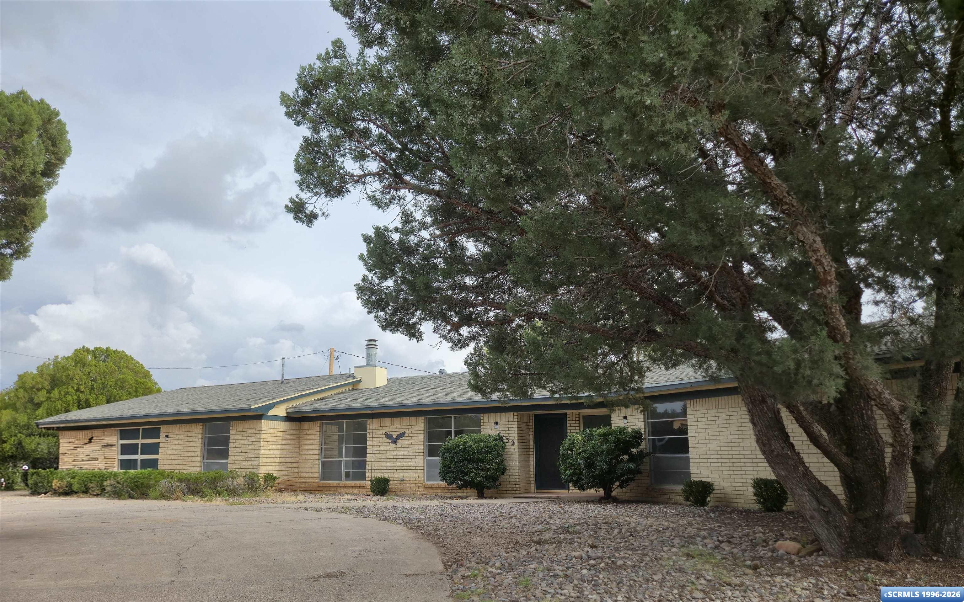 4132 N Gold Street, photograph 2