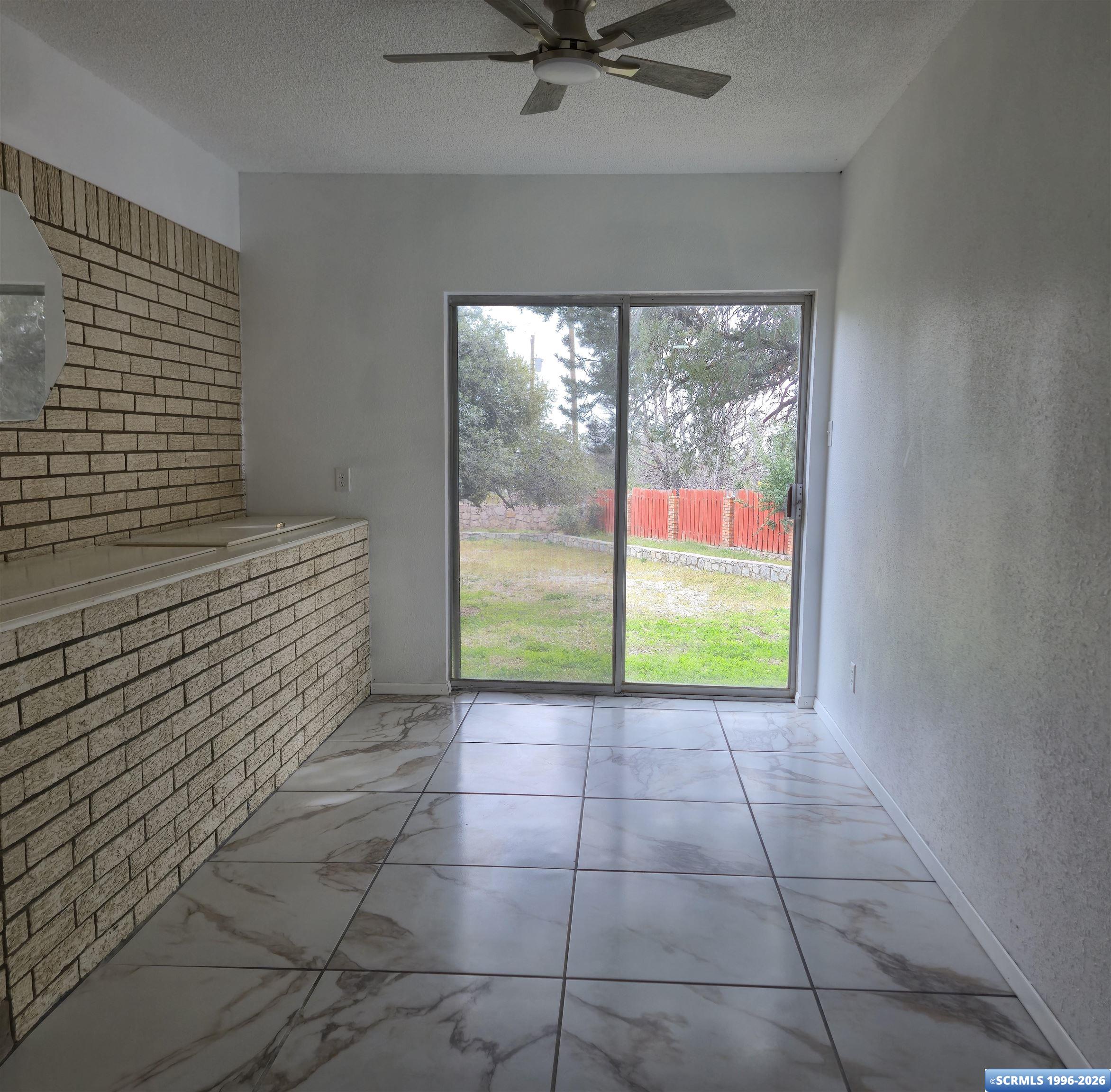 4132 N Gold Street, photograph 19