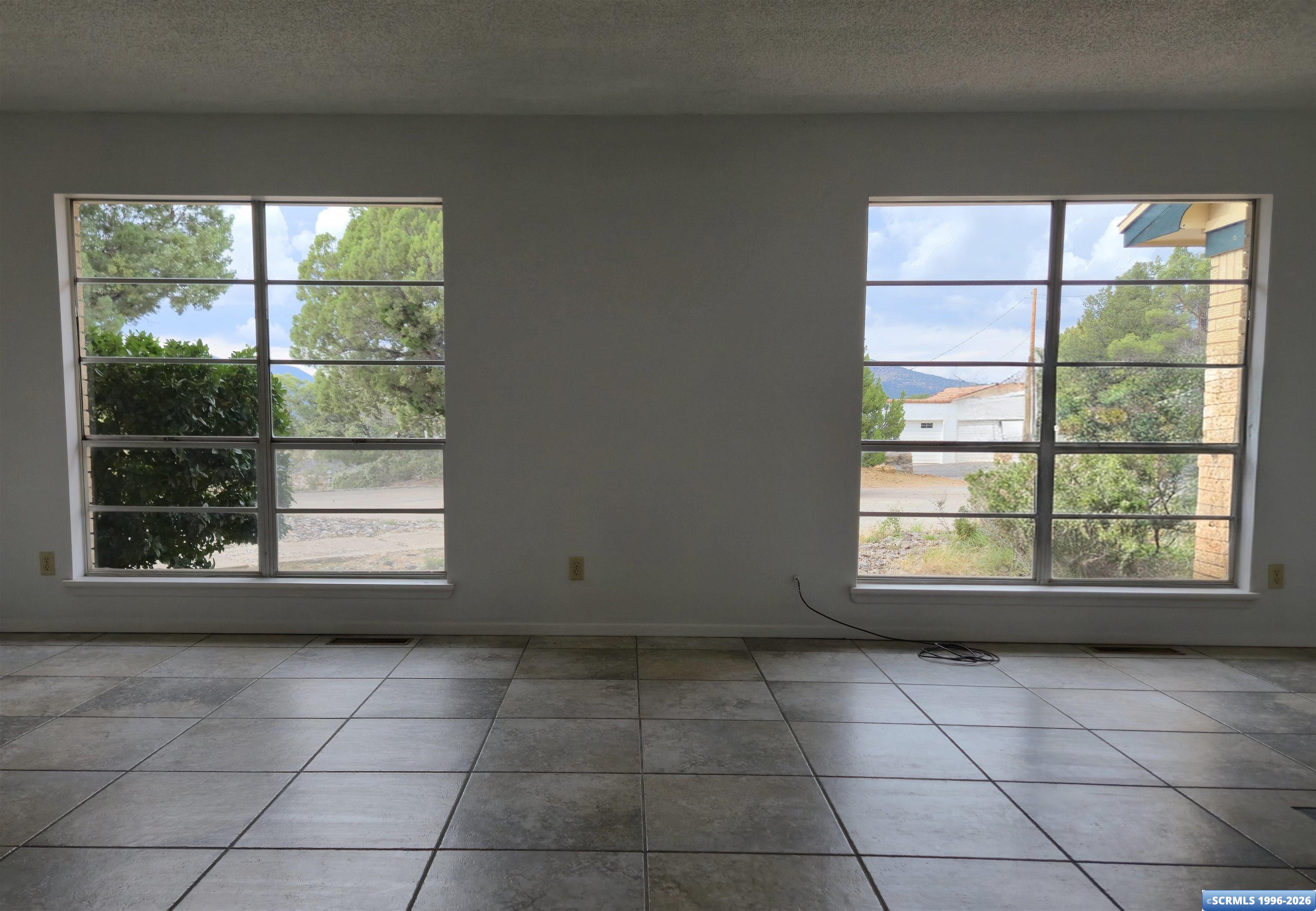 4132 N Gold Street, photograph 7