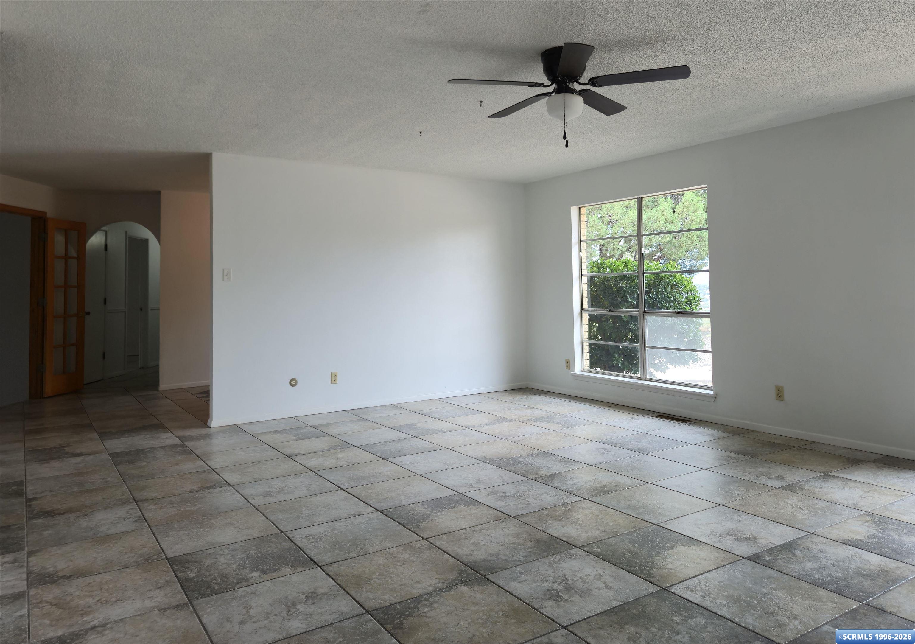 4132 N Gold Street, photograph 8