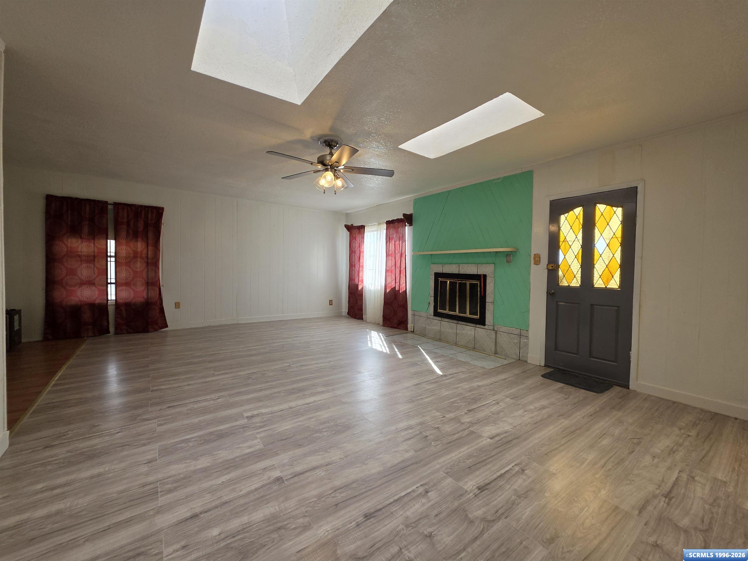 301 B Street, photograph 3