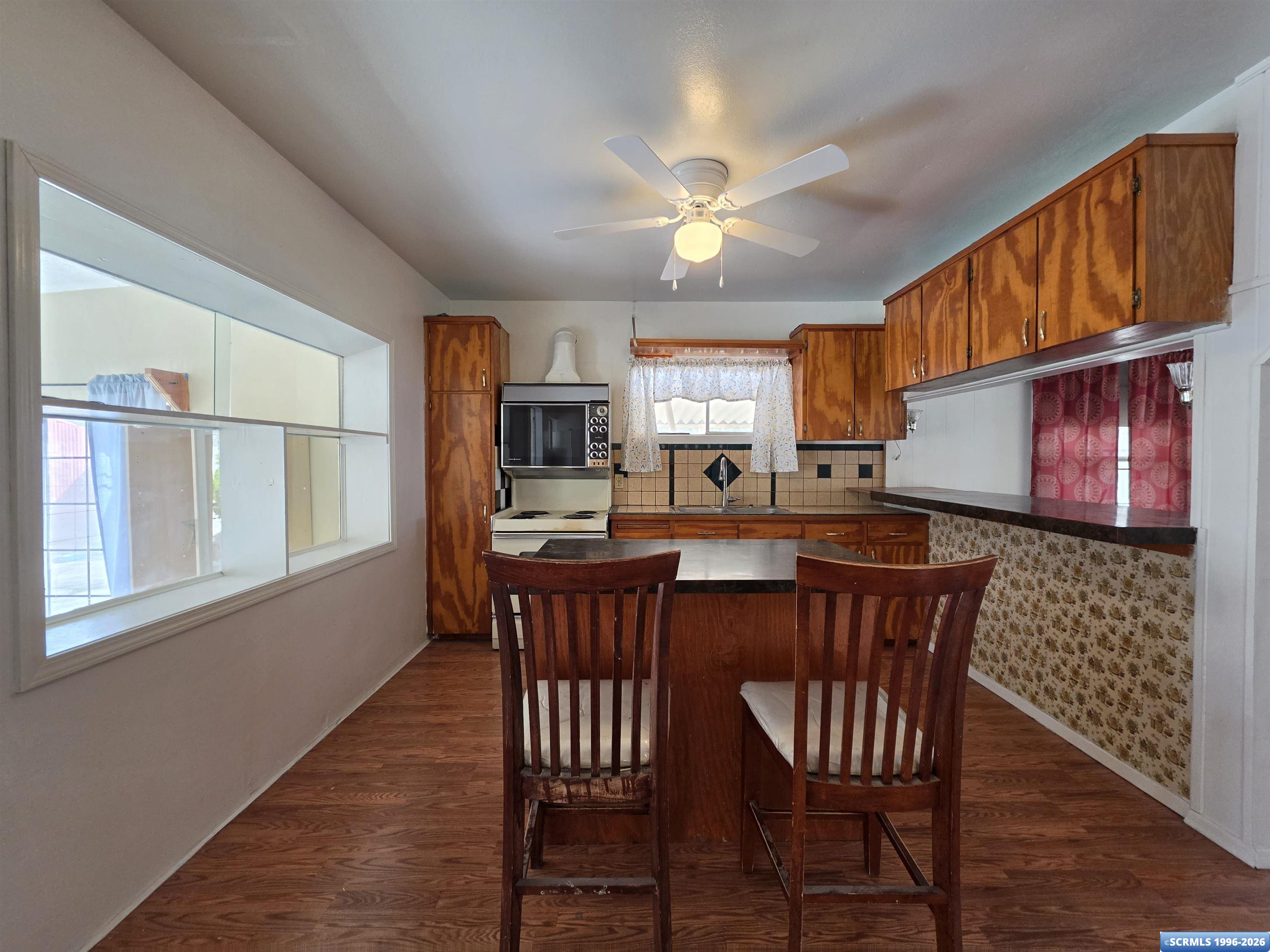 301 B Street, photograph 5
